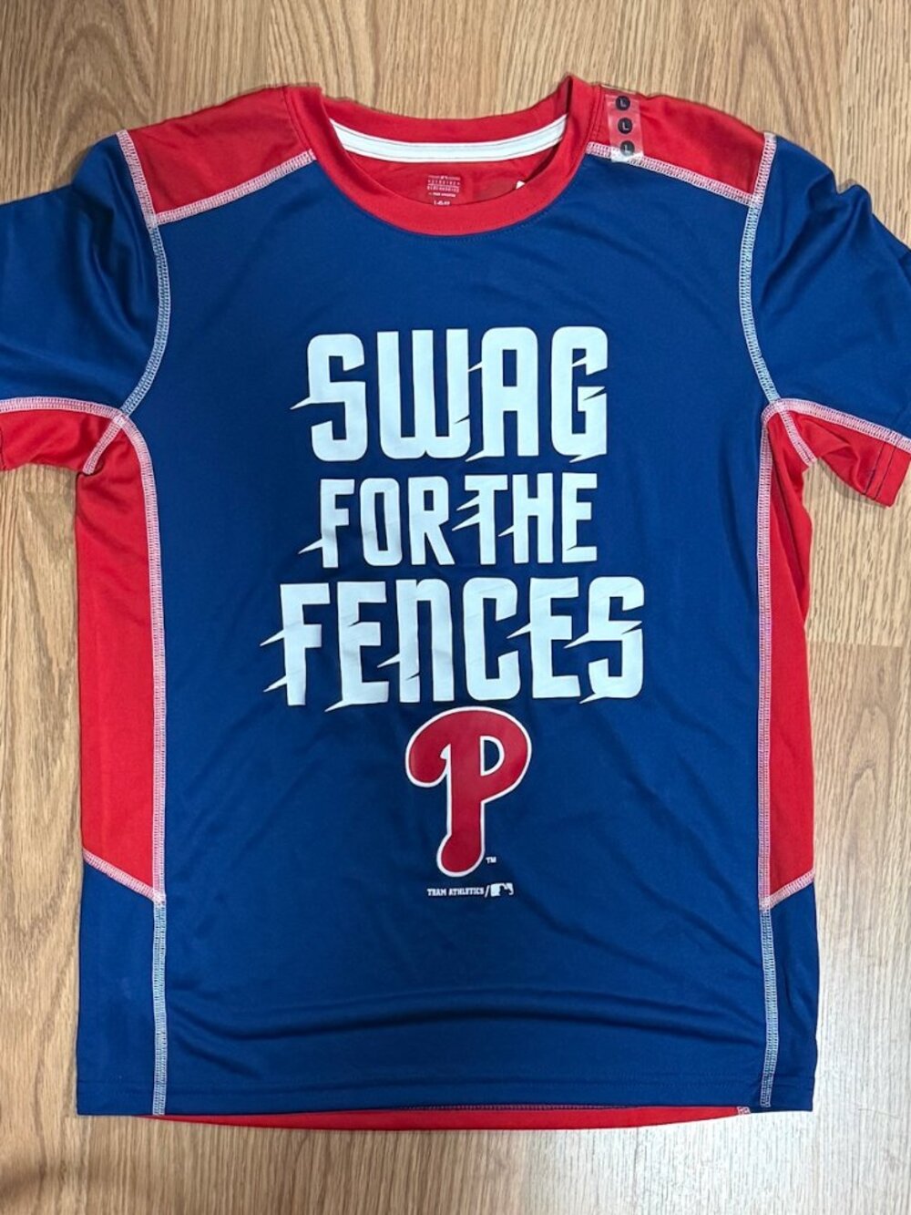 NWT Boys Phillies Shirt Size Large (12)